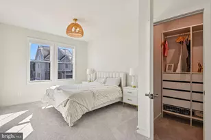 41800 Mellowed Ivory Pl, Brambleton, VA 20148 - Photo 32