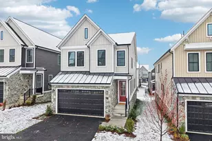 41800 Mellowed Ivory Pl, Brambleton, VA 20148 - Photo 2