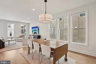 41800 Mellowed Ivory Pl, Brambleton, VA 20148 - Photo 10