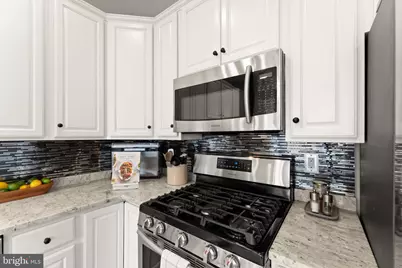 18168 Mill House Square, Leesburg, VA 20176 - Photo 14