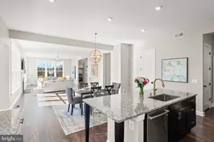 40930 White Clover Ln, Aldie, VA 20105 - Photo 10