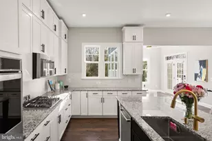 40930 White Clover Ln, Aldie, VA 20105 - Photo 6