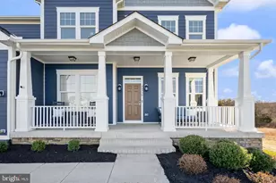 40930 White Clover Ln, Aldie, VA 20105 - Photo 2