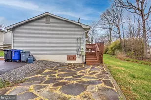 614 York Ln SE, Leesburg, VA 20175 - Photo 16