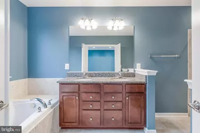 25367 Wakestone Park Terrace, Chantilly, VA 20152 - Photo 28