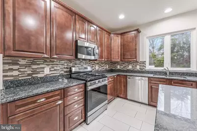 25367 Wakestone Park Terrace, Chantilly, VA 20152 - Photo 16