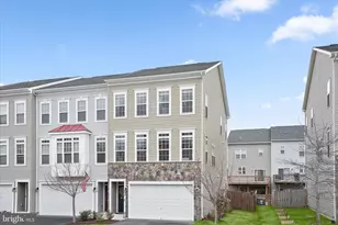 212 Apsley Terrace, Purcellville, VA 20132 - Photo 2