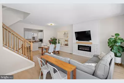 20392 Farmgate Terrace, Ashburn, VA 20147 - Photo 8