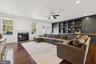 42818 Edgegrove Heights Terrace, Ashburn, VA 20148 - Photo 4