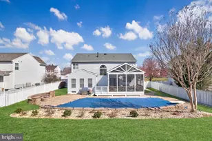 20419 Middlebury St, Ashburn, VA 20147 - Photo 2