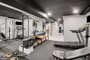 110 Almey Ct, Sterling, VA 20164 - Photo 34