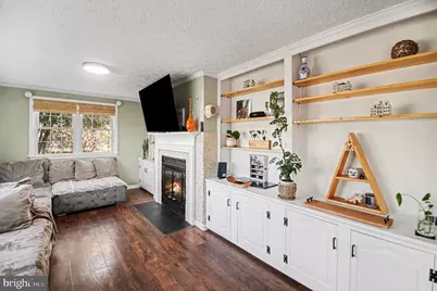 110 Almey Court, Sterling, VA 20164 - Photo 16