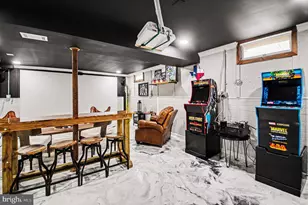 110 Almey Ct, Sterling, VA 20164 - Photo 32