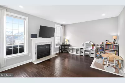 43173 Clarendon Square, Ashburn, VA 20148 - Photo 8