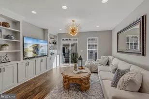 261 Cres Station Terrace SE, Leesburg, VA 20175 - Photo 14