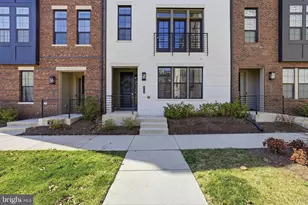 43403 Fifeville Square, Ashburn, VA 20148 - Photo 2