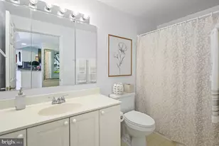 19365 Cypress Ridge Terrace, Leesburg, VA 20176 - Photo 26