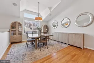 22216 Stablehouse Dr, Sterling, VA 20164 - Photo 10