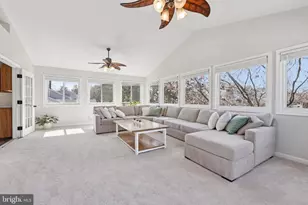 22216 Stablehouse Dr, Sterling, VA 20164 - Photo 24