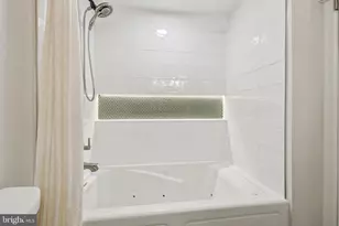 22216 Stablehouse Dr, Sterling, VA 20164 - Photo 34