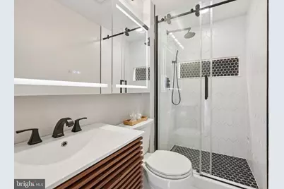 22216 Stablehouse Drive, Sterling, VA 20164 - Photo 28