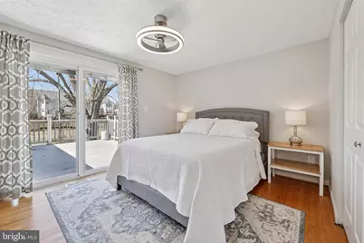 22216 Stablehouse Drive, Sterling, VA 20164 - Photo 26