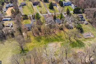 19451 Youngs Cliff Rd, Sterling, VA 20165 - Photo 126