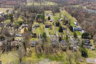 19451 Youngs Cliff Rd, Sterling, VA 20165 - Photo 136