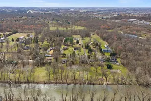 19451 Youngs Cliff Rd, Sterling, VA 20165 - Photo 122