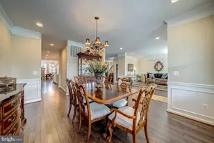 1002 Themis St SE, Leesburg, VA 20175 - Photo 10