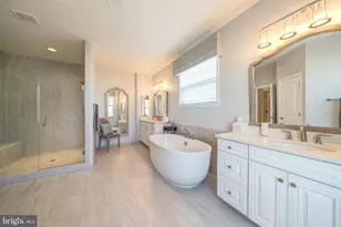 1002 Themis St SE, Leesburg, VA 20175 - Photo 40