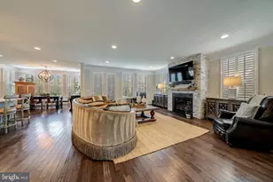 1002 Themis St SE, Leesburg, VA 20175 - Photo 12