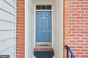 42683 Sandman Terrace, Chantilly, VA 20152 - Photo 2