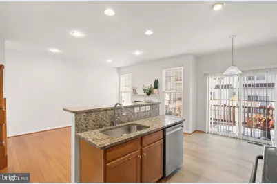 42683 Sandman Terrace, Chantilly, VA 20152 - Photo 14