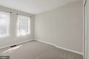 306 Lounsbury Ct NE, Leesburg, VA 20176 - Photo 12