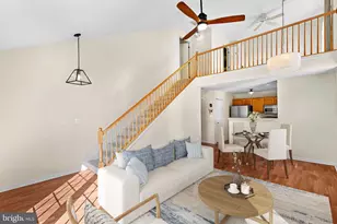 43374 Greyswallow Terrace, Ashburn, VA 20147 - Photo 8