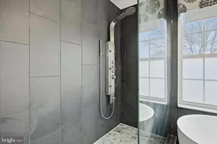 1709 Fairleigh Ct NE, Leesburg, VA 20176 - Photo 34