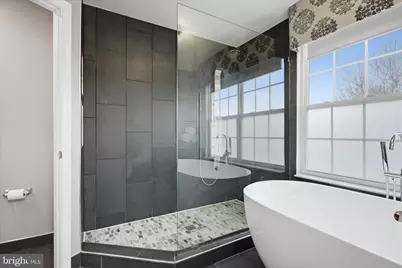 1709 Fairleigh Court NE, Leesburg, VA 20176 - Photo 30