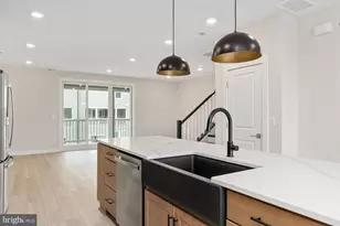 44582 Strabane Ter, Ashburn, VA 20147 - Photo 6