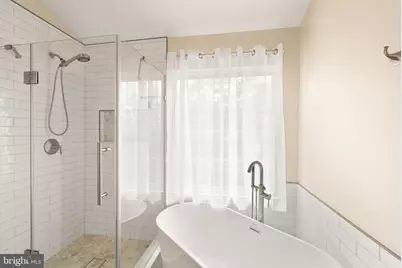 25213 Dunvegan Square, Chantilly, VA 20152 - Photo 24