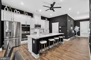 25612 Preston Park Ter, Chantilly, VA 20152 - Photo 6