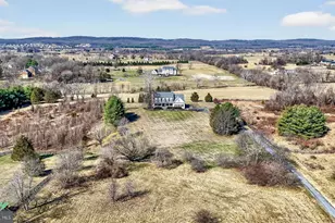 15371 Limestone School Rd, Leesburg, VA 20176 - Photo 2