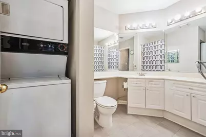 20281 Beechwood Terrace #302, Ashburn, VA 20147 - Photo 10