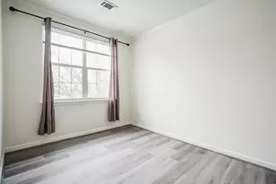 20281 Beechwood Terrace, Ashburn, VA 20147 - Photo 14