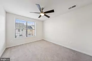 22613 Naugatuck Square, Ashburn, VA 20148 - Photo 20