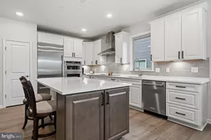 46337 Reddish Knob Dr, Sterling, VA 20164 - Photo 4