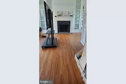 23 E Market Street, Leesburg, VA 20176 - Photo 4