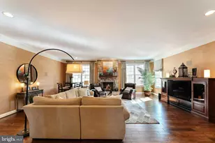 19746 Willowdale Pl, Ashburn, VA 20147 - Photo 18