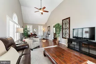 19746 Willowdale Pl, Ashburn, VA 20147 - Photo 12