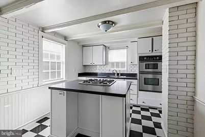 245 W Market Street, Leesburg, VA 20176 - Photo 8